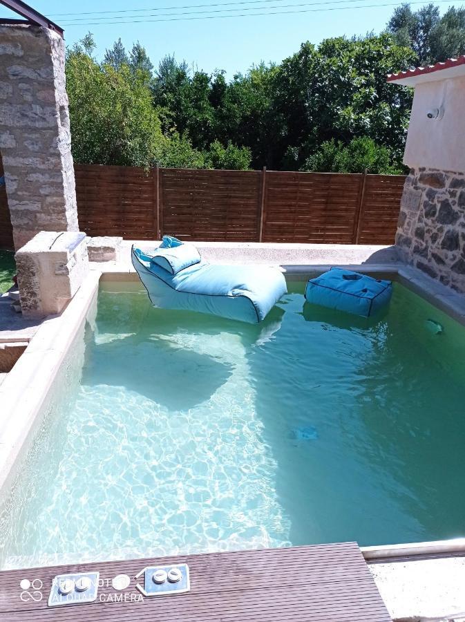 Περιβόλι Του Οδυσσέα Villa Volissos Eksteriør bilde