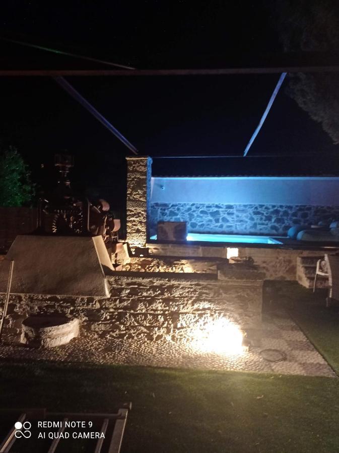 Περιβόλι Του Οδυσσέα Villa Volissos Eksteriør bilde