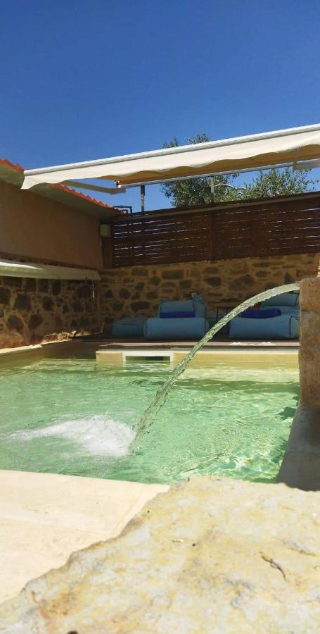 Περιβόλι Του Οδυσσέα Villa Volissos Eksteriør bilde